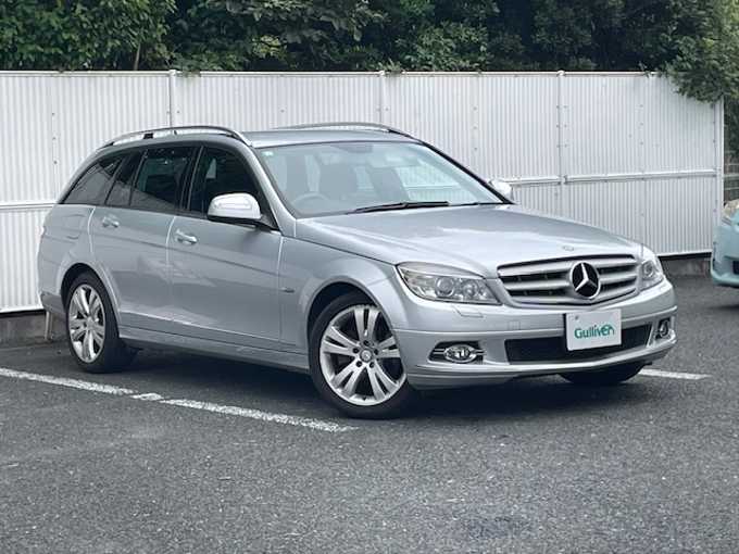 新着情報“ＣクラスステーションワゴンC250 ステーションワゴン エレガンス”2009年式イリジウムシルバー入荷しました！