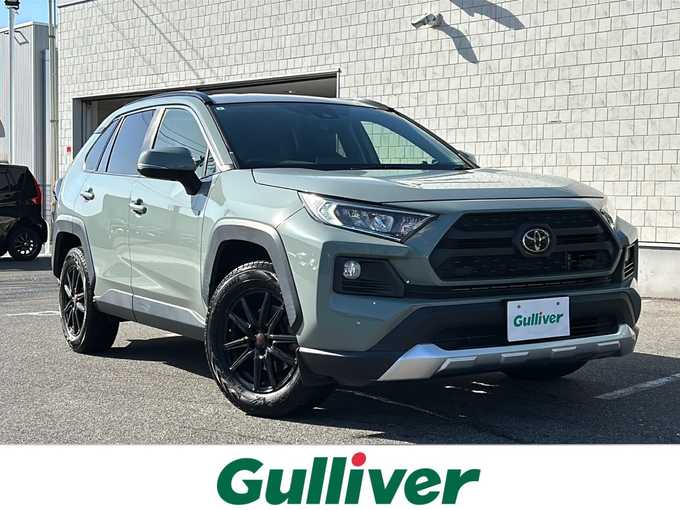 新着情報“ＲＡＶ４アドベンチャー”2019年式アーバンカーキ入荷しました！