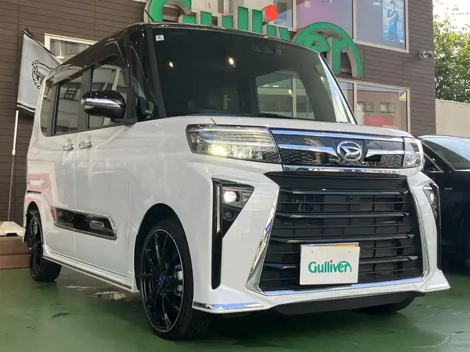 新着情報“タントカスタムRS”2023年式ブラックマイカメタリック/シャイニングホワイトパール入荷しました！