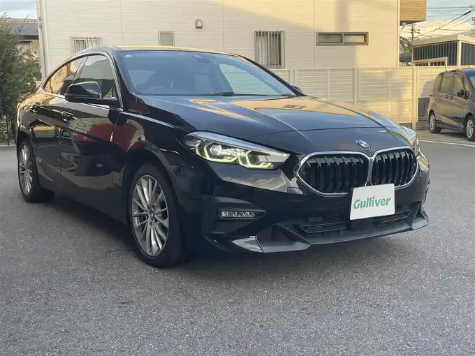 新着情報“２シリーズ218dグランクーペ プレイ エディションジョイ+”2020年式黒入荷しました！