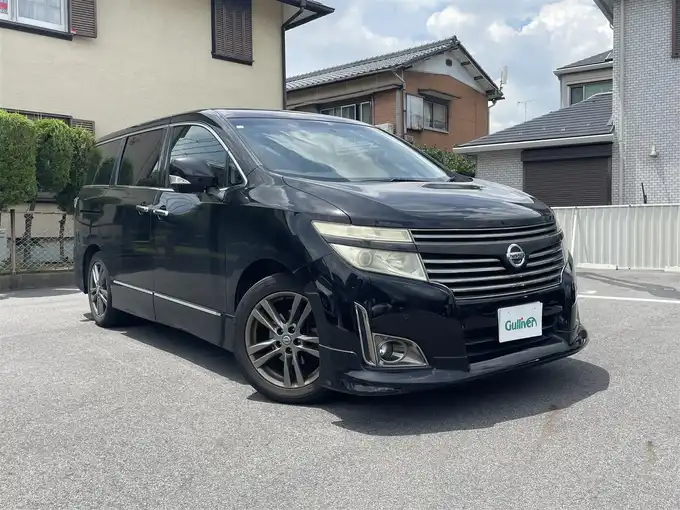 新着情報“エルグランド250ハイウェイスターアーバンクロム”2012年式ファントムブラック入荷しました！
