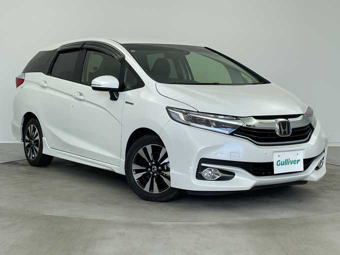 新着情報“シャトルハイブリッドX ホンダセンシング”2018年式プラチナホワイトパール入荷しました！