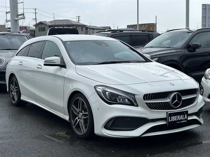 新着情報“ＣＬＡクラス シューティングブレークCLA180 シューティングブレーク スポーツ”2016年式カルサイトホワイト入荷しました！