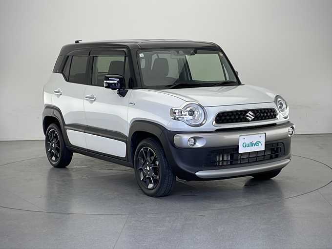 新着情報“クロスビーハイブリッドMZ ブラックインテリアパッケージ装着車”2021年式ピュアホワイトパール/ブラック2トーンルーフ入荷しました！