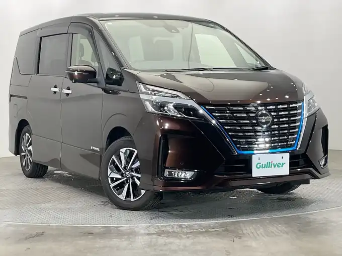 新着情報“セレナe－パワー ハイウェイスターV”2020年式インペリアルアンバーP入荷しました！