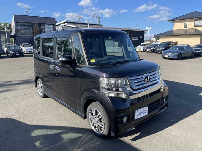 新着情報“Ｎ－ＢＯＸカスタム2トーンカラースタイル G特別仕様車ターボSSパッケージ”2014年式プレミアムゴールドパープルパール入荷しました！