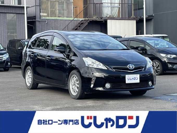 新着情報“プリウスαS チューン ブラック”2013年式ブラック入荷しました！