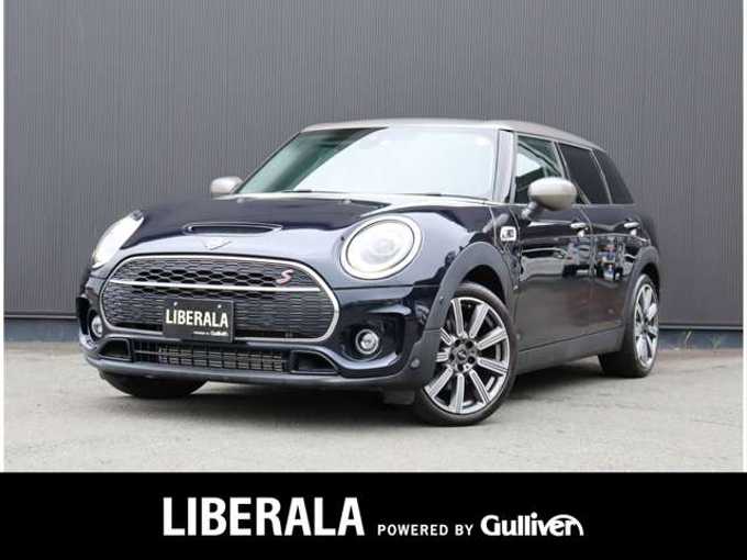 新着情報“ＭＩＮＩクーパーS クラブマン エッセンシャル・トリム”2020年式MINI Yoursエニグマティックブラック入荷しました！
