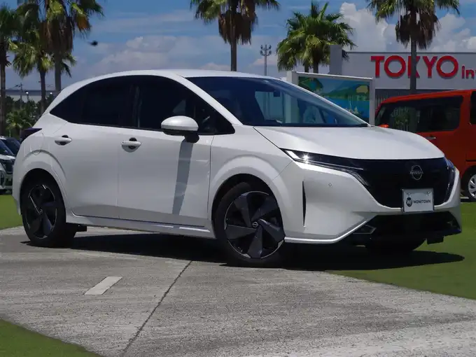 新着情報“オーラG レザーエディション”2023年式ピュアホワイトパール入荷しました！