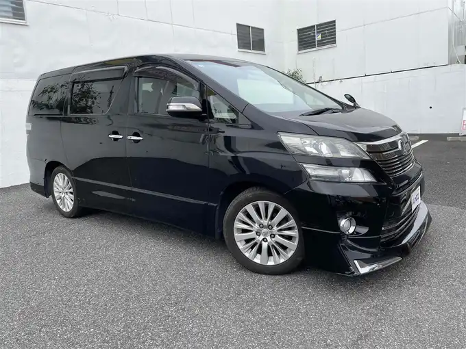 新着情報“ヴェルファイア2．4Z”2013年式ブラック入荷しました！