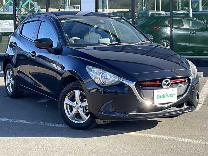 新着情報“デミオXD”2015年式ジェットブラックマイカ入荷しました！