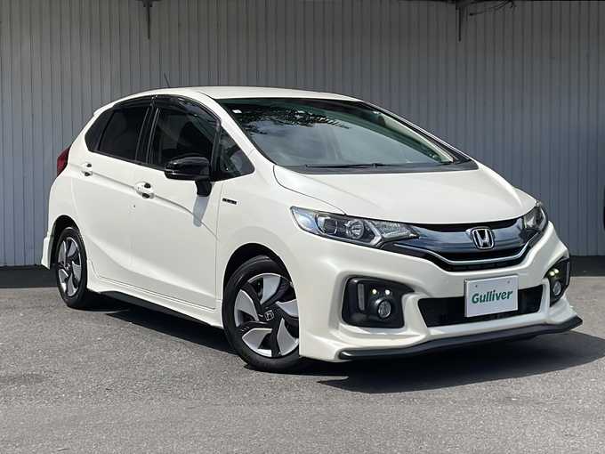 新着情報“フィットハイブリッドハイブリッド・Lパッケージ”2014年式プレミアムホワイトパール入荷しました！