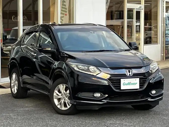 新着情報“ヴェゼルハイブリッドX”2014年式クリスタルブラックパール入荷しました！