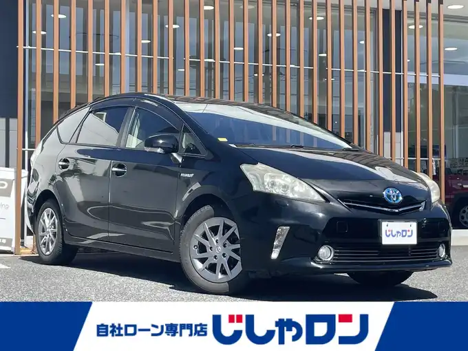 新着情報“プリウスαS チューン ブラック”2013年式ブラック入荷しました！