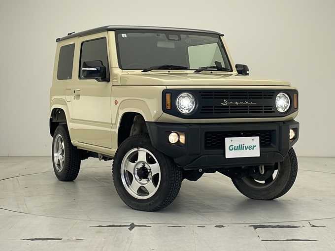 新着情報“ジムニーXC”2021年式シフォンアイボリーメタリックブラック2トーンルーフ入荷しました！