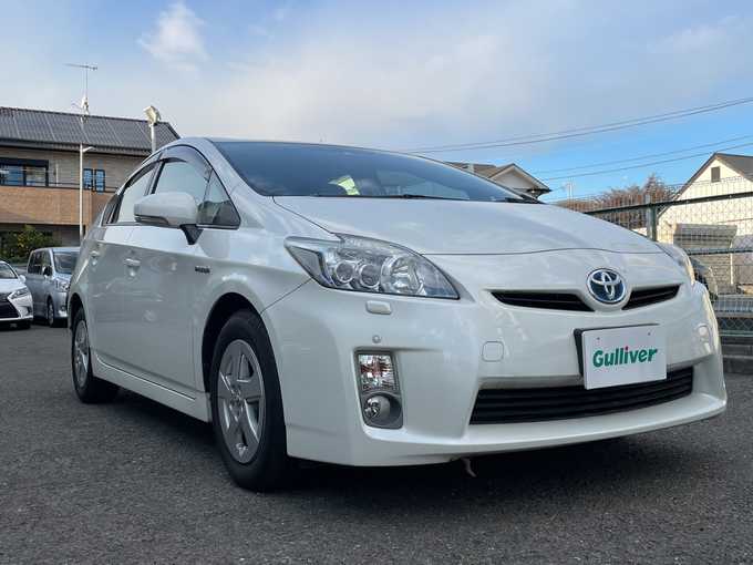 新着情報“プリウスS LEDエディション”2011年式ホワイトパールクリスタルシャイン入荷しました！