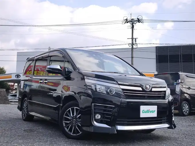 新着情報“ヴォクシーZS 煌Ⅱ”2016年式ブラック入荷しました！