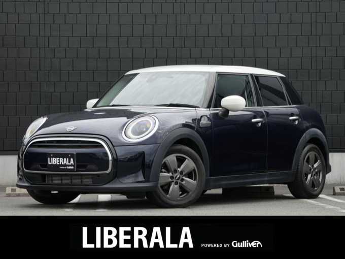 新着情報“ＭＩＮＩクーパーD クラシック・トリム”2021年式MINI Yoursエニグマティックブラック入荷しました！