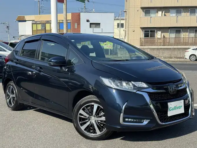 新着情報“フィット13G・モデューロスタイル ホンダセンシング”2019年式ミッドナイトブルービームM入荷しました！