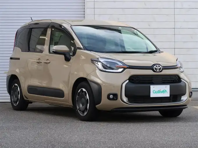 新着情報“シエンタハイブリッドZ”2023年式ベージュ入荷しました！