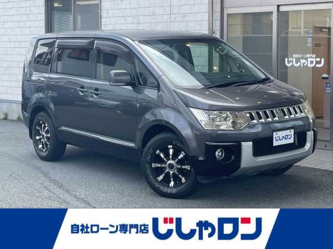 新着情報“デリカＤ：５M”2014年式アイガーグレーM/ダイヤモンドブラックマイカ入荷しました！