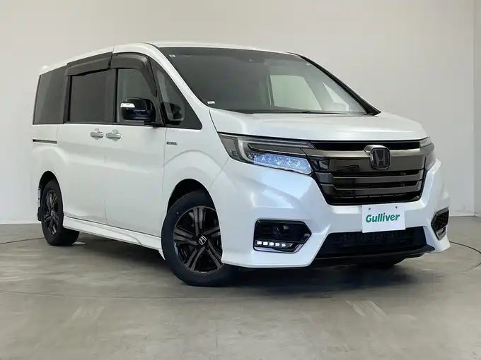 新着情報“ステップワゴンスパーダスパーダハイブリッド G・EX ホンダセンシング 特別仕様車ブラックスタイル”2019年式プラチナホワイトパール入荷しました！