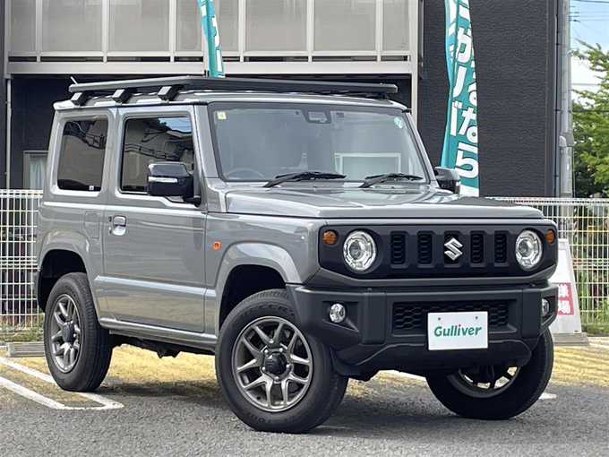 新着情報“ジムニーXC”2022年式ミディアムグレー入荷しました！