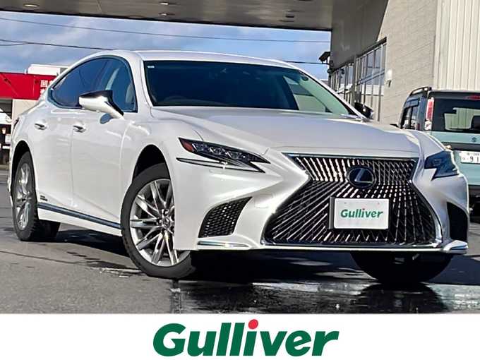 新着情報“ＬＳLS500h Iパッケージ”2018年式ソニッククォーツ入荷しました！