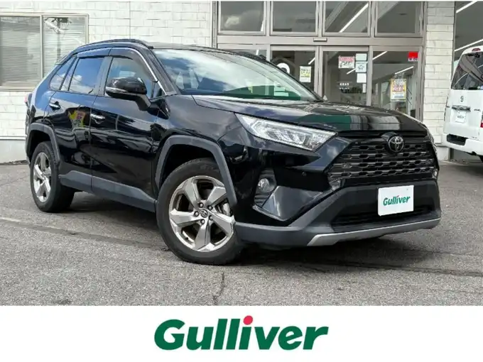 新着情報“ＲＡＶ４G”2019年式アティチュードブラックマイカ入荷しました！