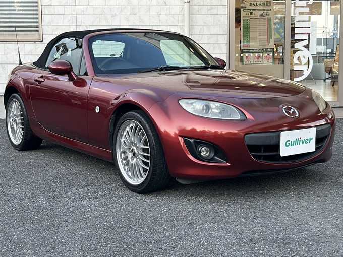 新着情報“ロードスターRS”2011年式カッパーレッドマイカ入荷しました！
