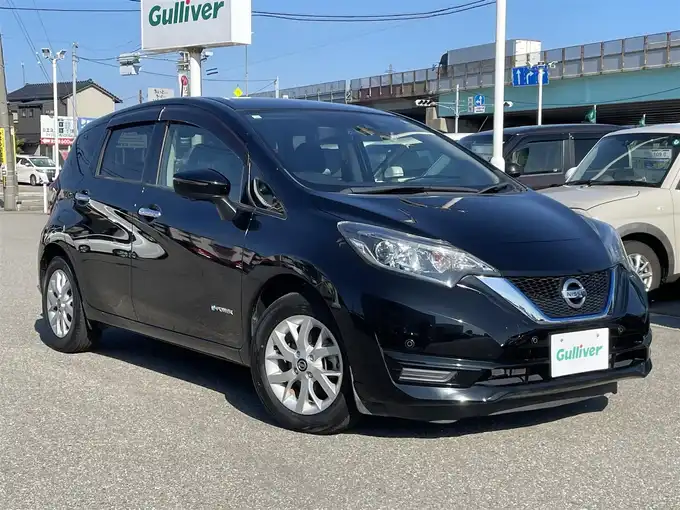 新着情報“ノートe－パワー X”2018年式黒入荷しました！