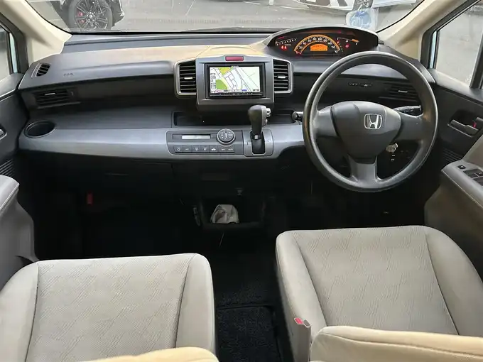 車両画像02