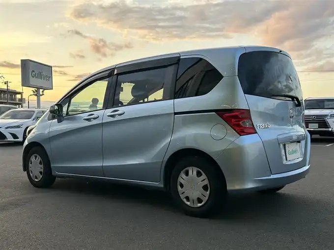 車両画像03