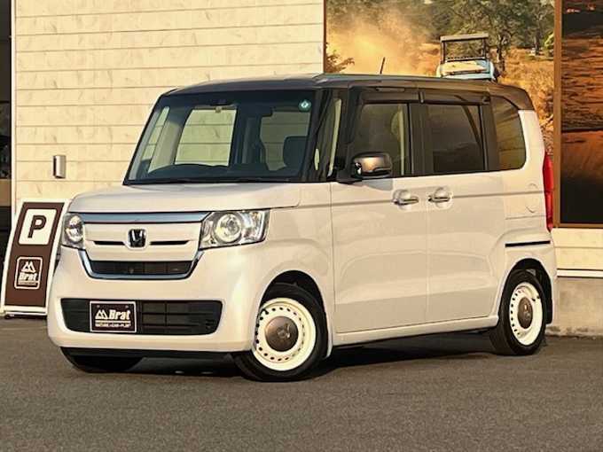 新着情報“Ｎ－ＢＯＸG・Lホンダセンシング 特別仕様車カッパーブラウンスタイル”2018年式プラチナホワイトパール入荷しました！