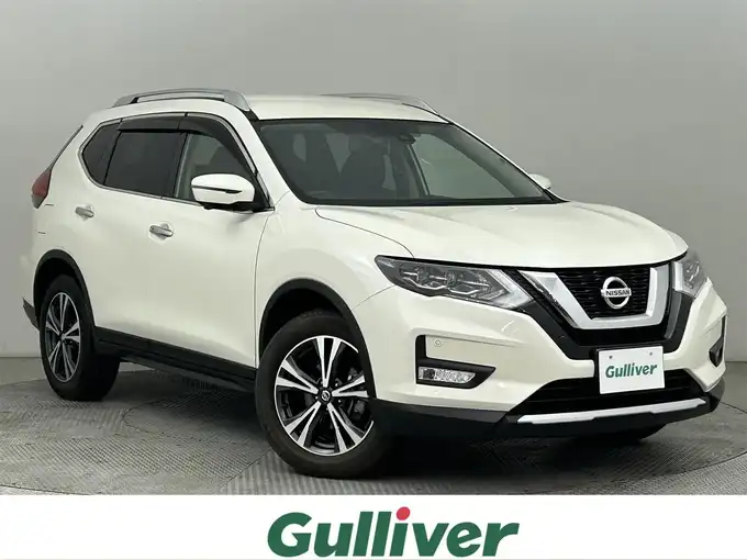 新着情報“エクストレイル20Xi”2018年式ブリリアントホワイトパール入荷しました！