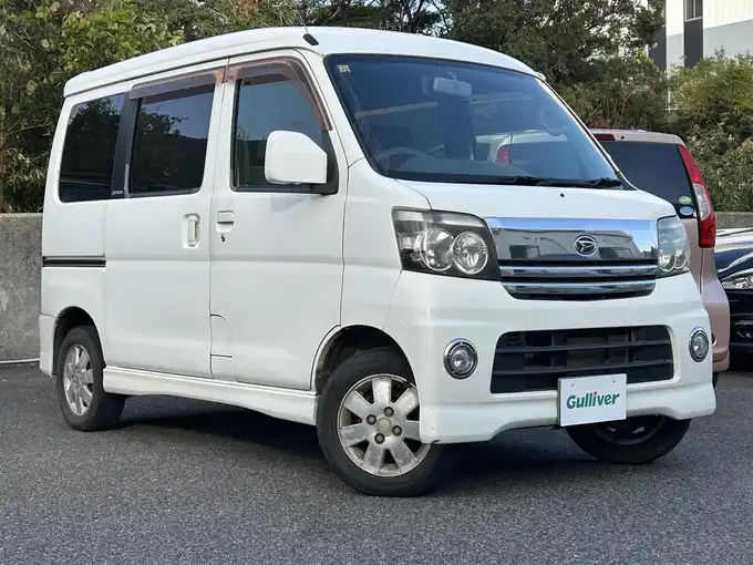 新着情報“アトレーワゴンカスタムターボRS”2006年式ホワイト入荷しました！