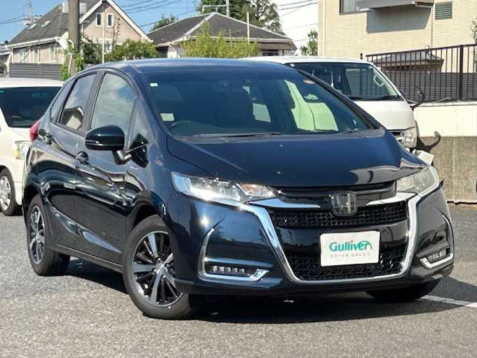 新着情報“フィットハイブリッドハイブリッド・モデューロスタイル ホンダセンシング”2019年式ミッドナイトブルービームM入荷しました！