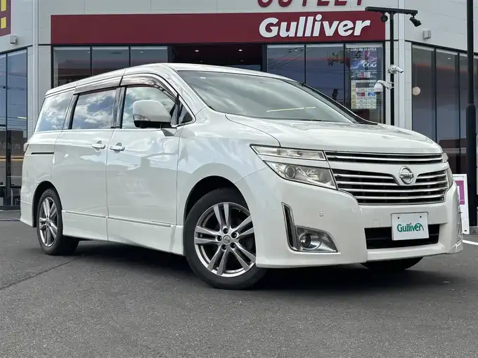 新着情報“エルグランド250ハイウェイスター”2011年式パール入荷しました！