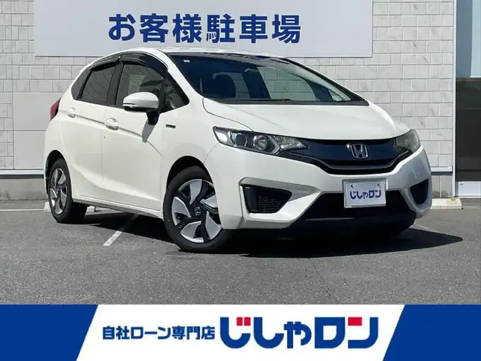 新着情報“フィットハイブリッドハイブリッド・Fパッケージ”2014年式プレミアムホワイトパール入荷しました！