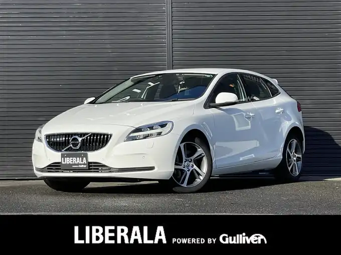 新着情報“Ｖ４０D4 モメンタム”2016年式アイスホワイト入荷しました！