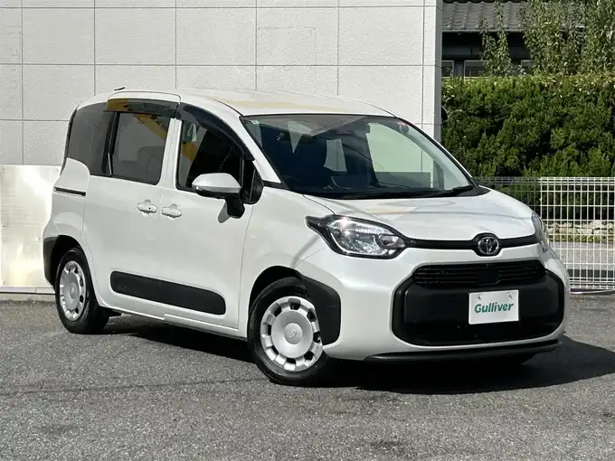 新着情報“シエンタハイブリッドG”2024年式ホワイトパールクリスタルシャイン入荷しました！