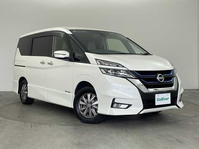 新着情報“セレナe－パワー ハイウェイスターV”2018年式ブリリアントホワイトパール入荷しました！