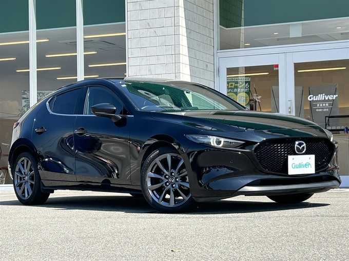 新着情報“ＭＡＺＤＡ３ファストバックXDバーガンディ セレクション”2020年式ジェットブラックマイカ入荷しました！