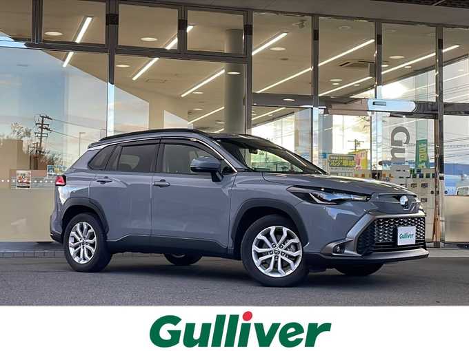 新着情報“カローラクロスハイブリッド S”2022年式セメントグレーメタリック入荷しました！