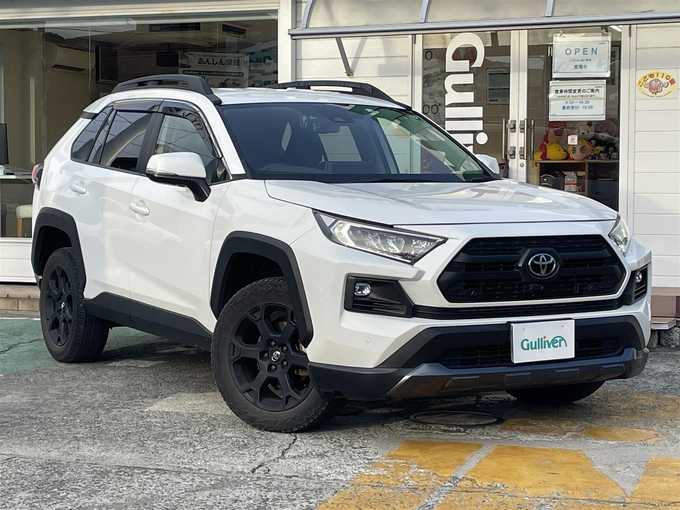 新着情報“ＲＡＶ４アドベンチャー オフロードパッケージ”2022年式スーパーホワイトⅡ入荷しました！