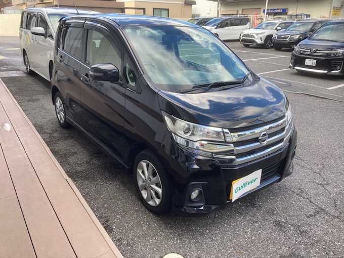 新着情報“デイズハイウェイスター X”2017年式ブラック入荷しました！