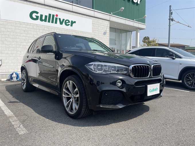 新着情報“Ｘ５xDrive 35d Mスポーツ サード・ロー・シート装着車”2018年式サファイアブラックP入荷しました！