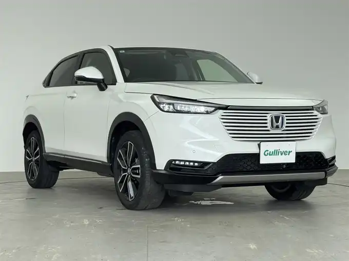 新着情報“ヴェゼルe:HEV Z”2021年式プラチナホワイトパール入荷しました！