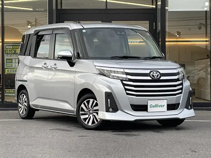 新着情報“ルーミーカスタムG”2023年式シルバー入荷しました！