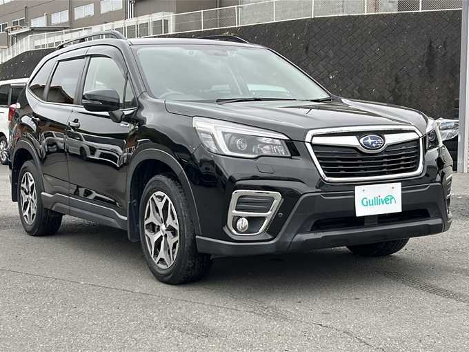 新着情報“フォレスターツーリング”2021年式クリスタルブラックシリカ入荷しました！